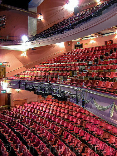 0502 Piccadilly Theatre 20 The 1 213 Seat Piccadilly The Flickr