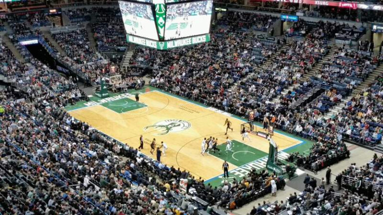 bmo-harris-bradley-center-home-of-milwaukee-bucks-milwaukee-admirals