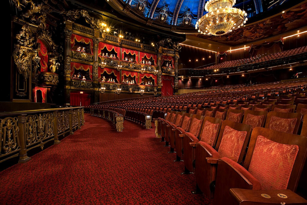 The Hopeful Traveler The Venue The Phantom Theatre At The Venetian